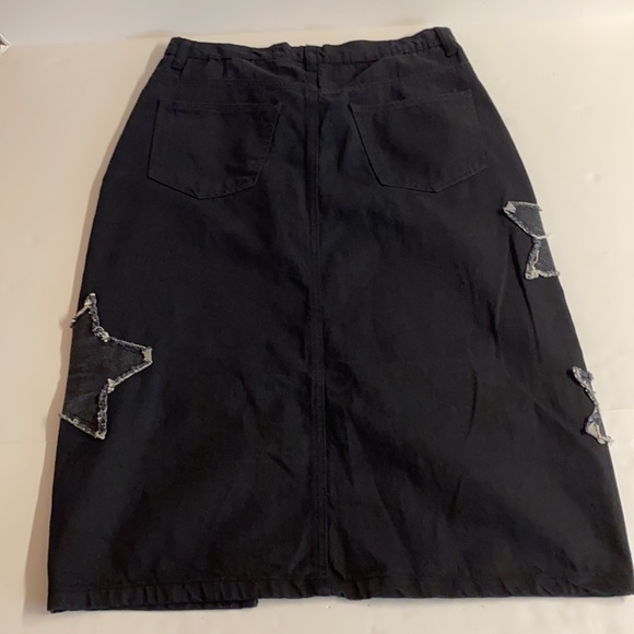 NWT Daisy Street by Hot Topic Star Patch Midi Denim Skirt in Black.Size M - Picture 11 of 15